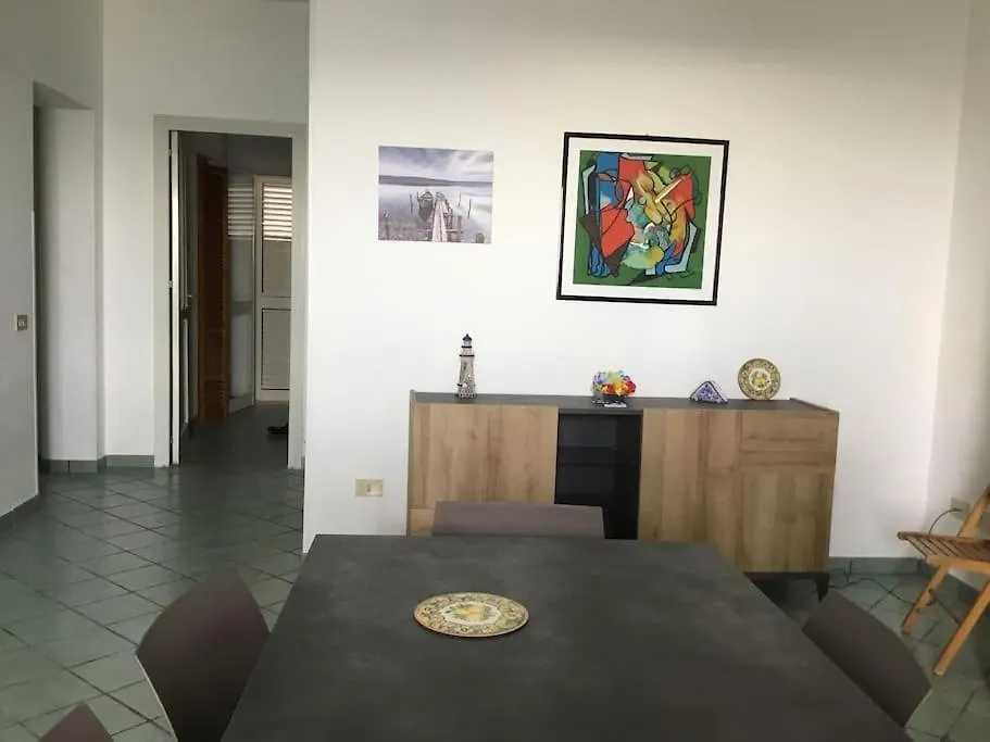 הוילה פטרוזינו Casa Aurora Vista Mare בית נופש